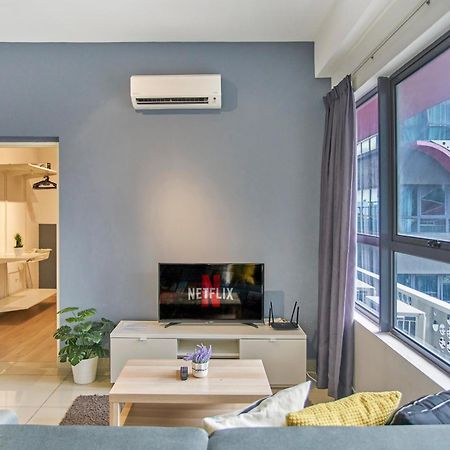 Arte Plus Klcc Designer Suites By Cobnb Kuala Lumpur Exterior photo