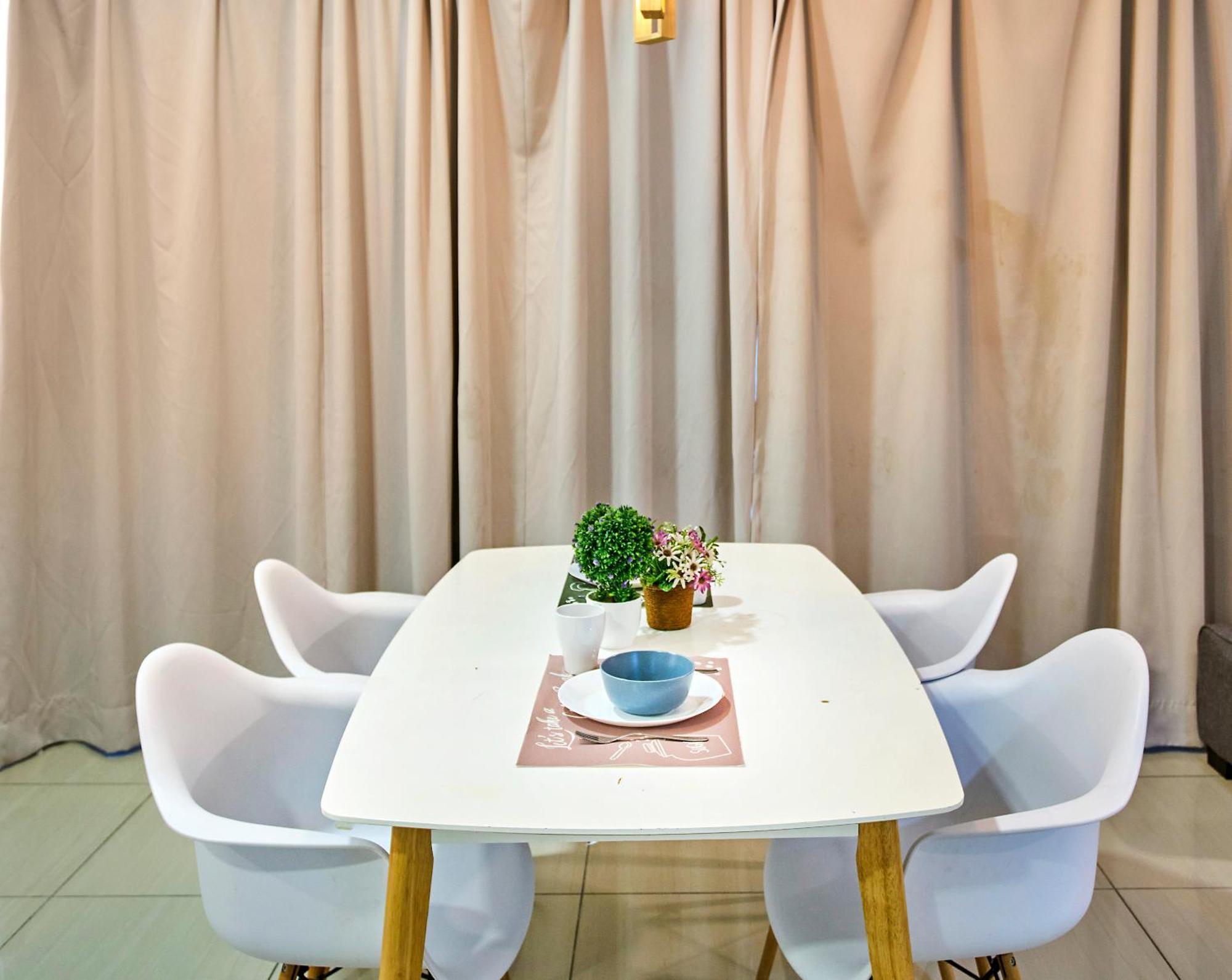 Arte Plus Klcc Designer Suites By Cobnb Kuala Lumpur Exterior photo
